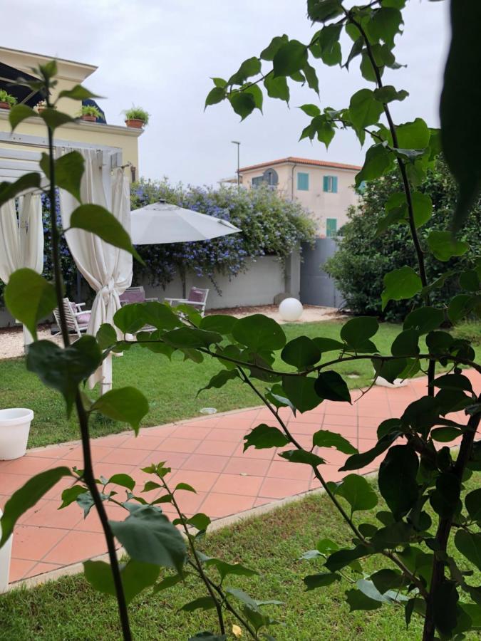 City Garden Guest House Olbia Buitenkant foto