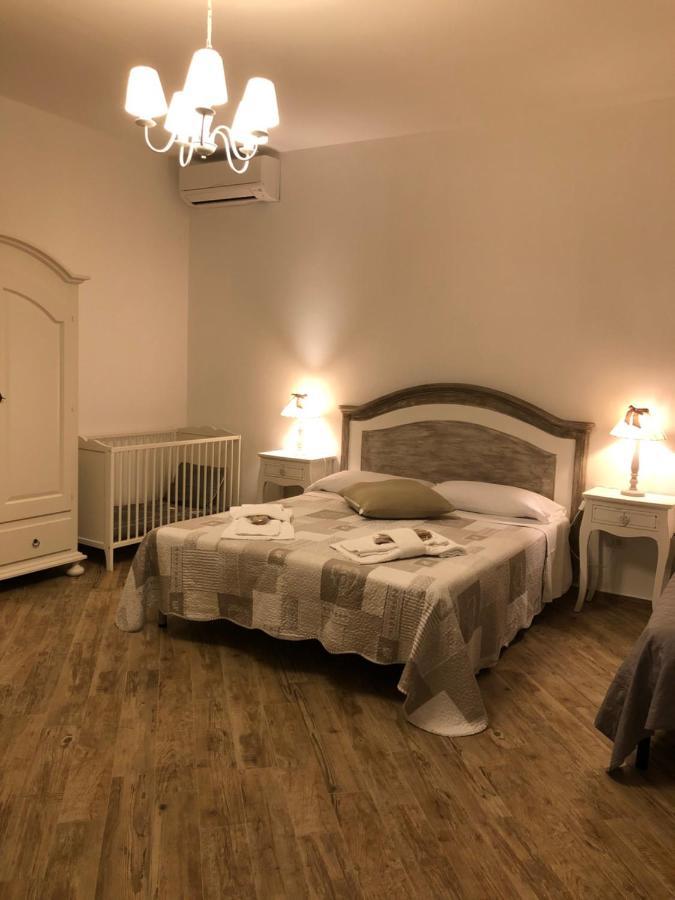 City Garden Guest House Olbia Buitenkant foto