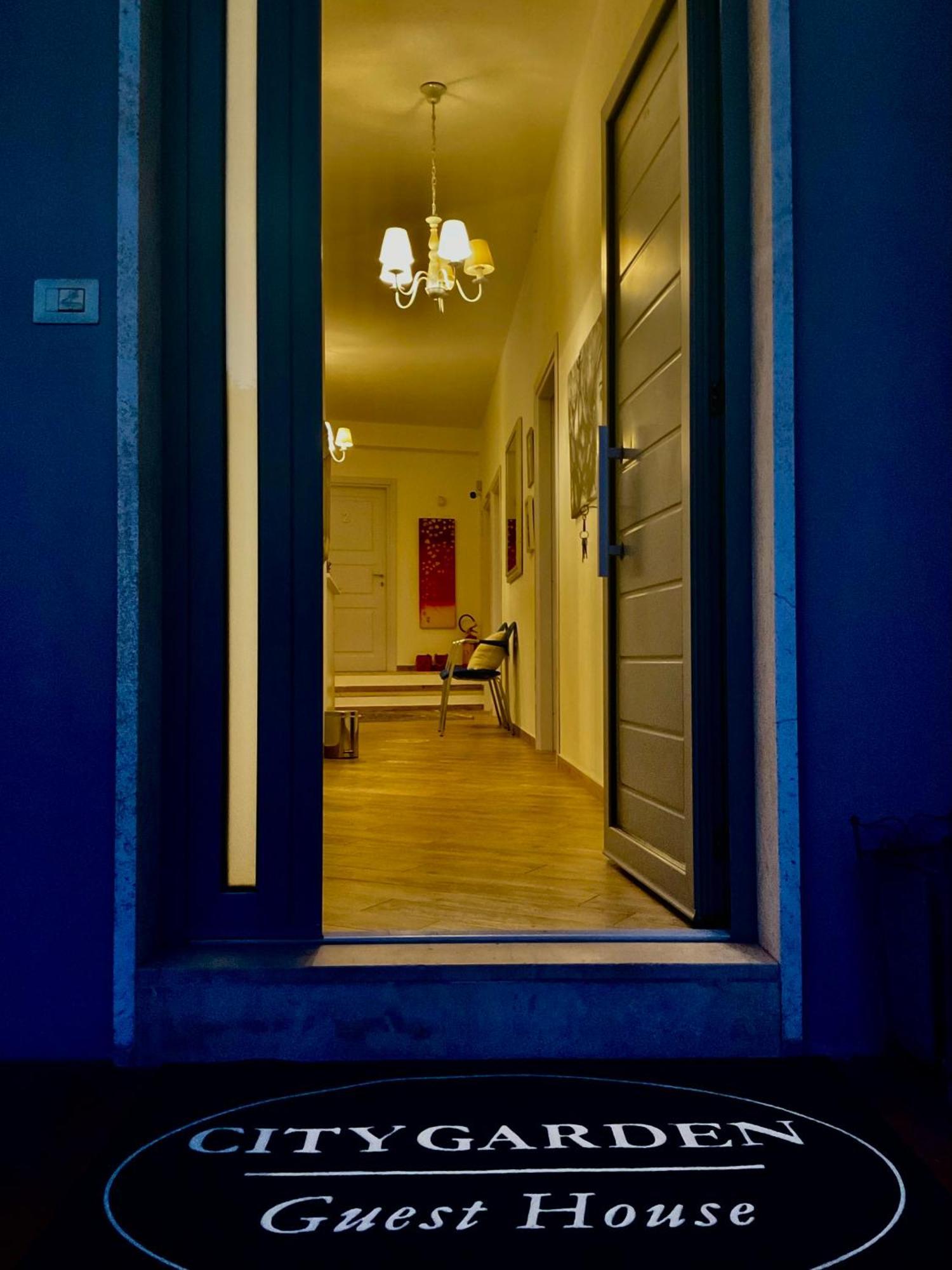 City Garden Guest House Olbia Buitenkant foto