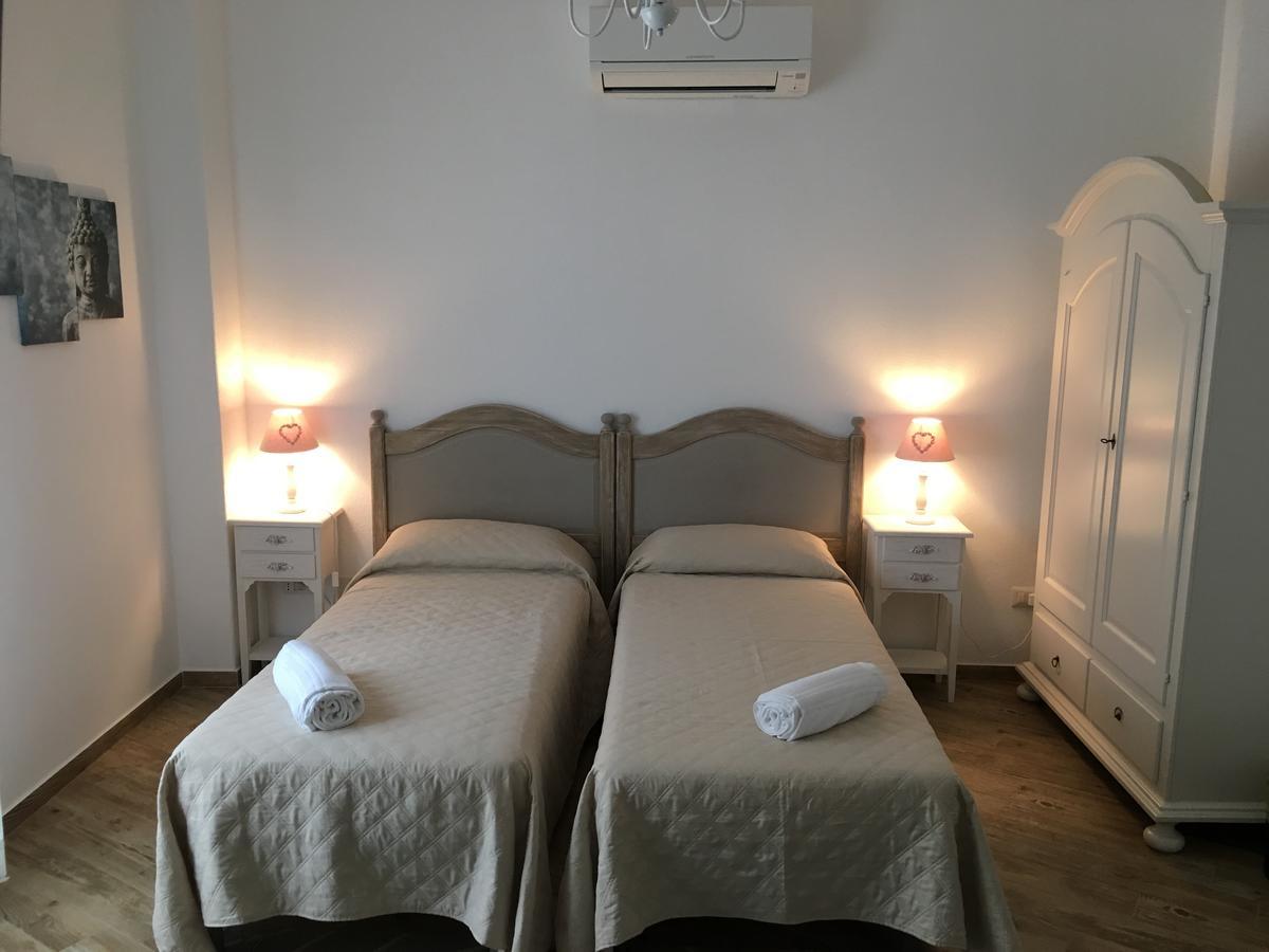 City Garden Guest House Olbia Buitenkant foto