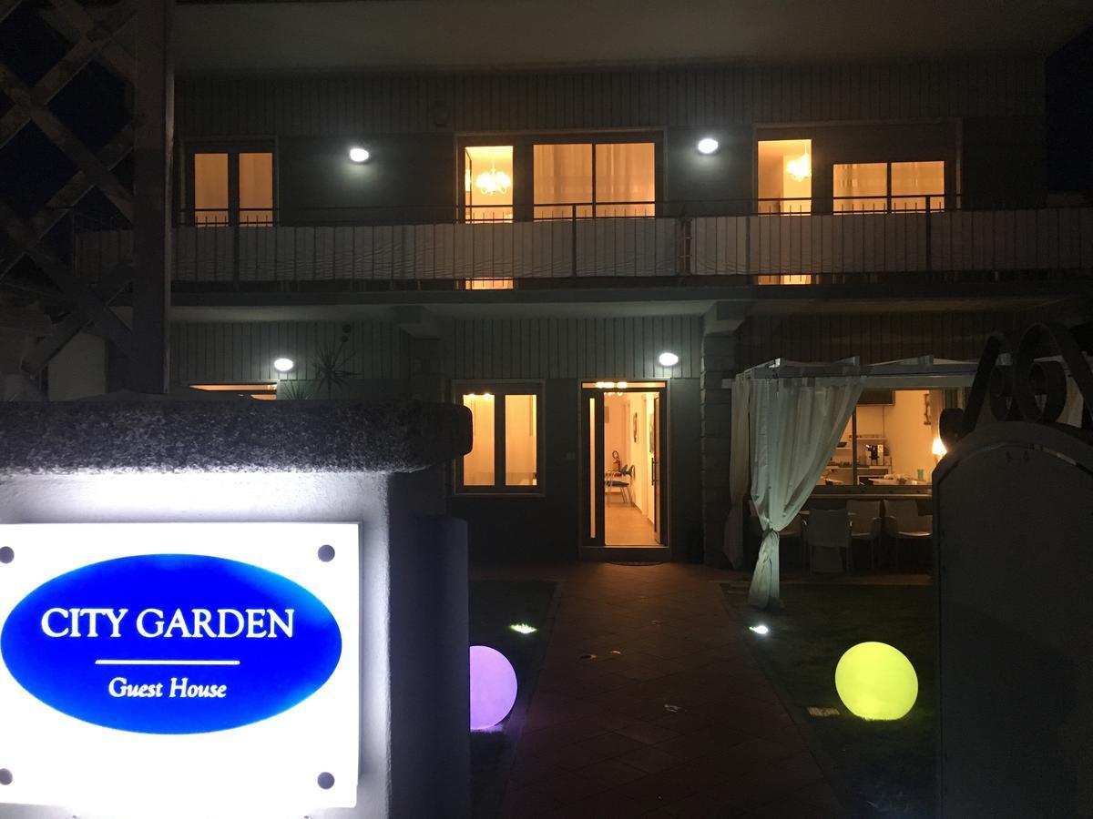 City Garden Guest House Olbia Buitenkant foto