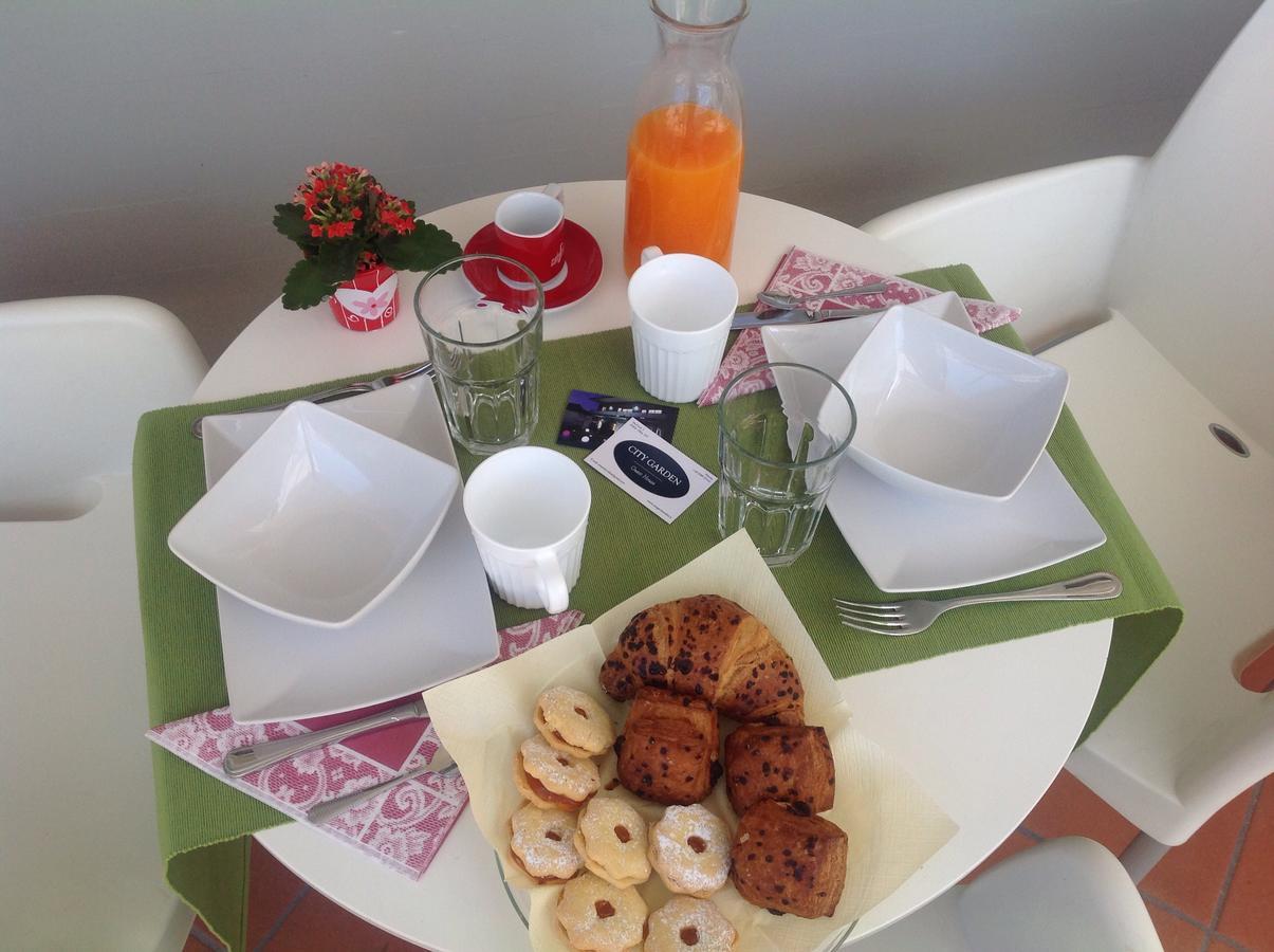 City Garden Guest House Olbia Buitenkant foto