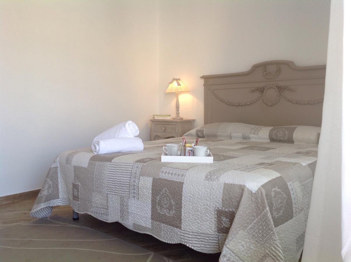 City Garden Guest House Olbia Buitenkant foto