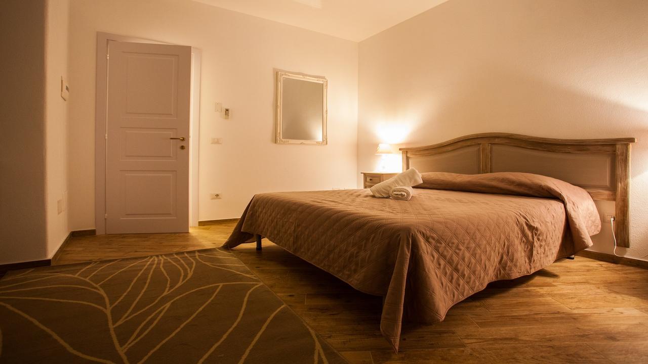 City Garden Guest House Olbia Buitenkant foto