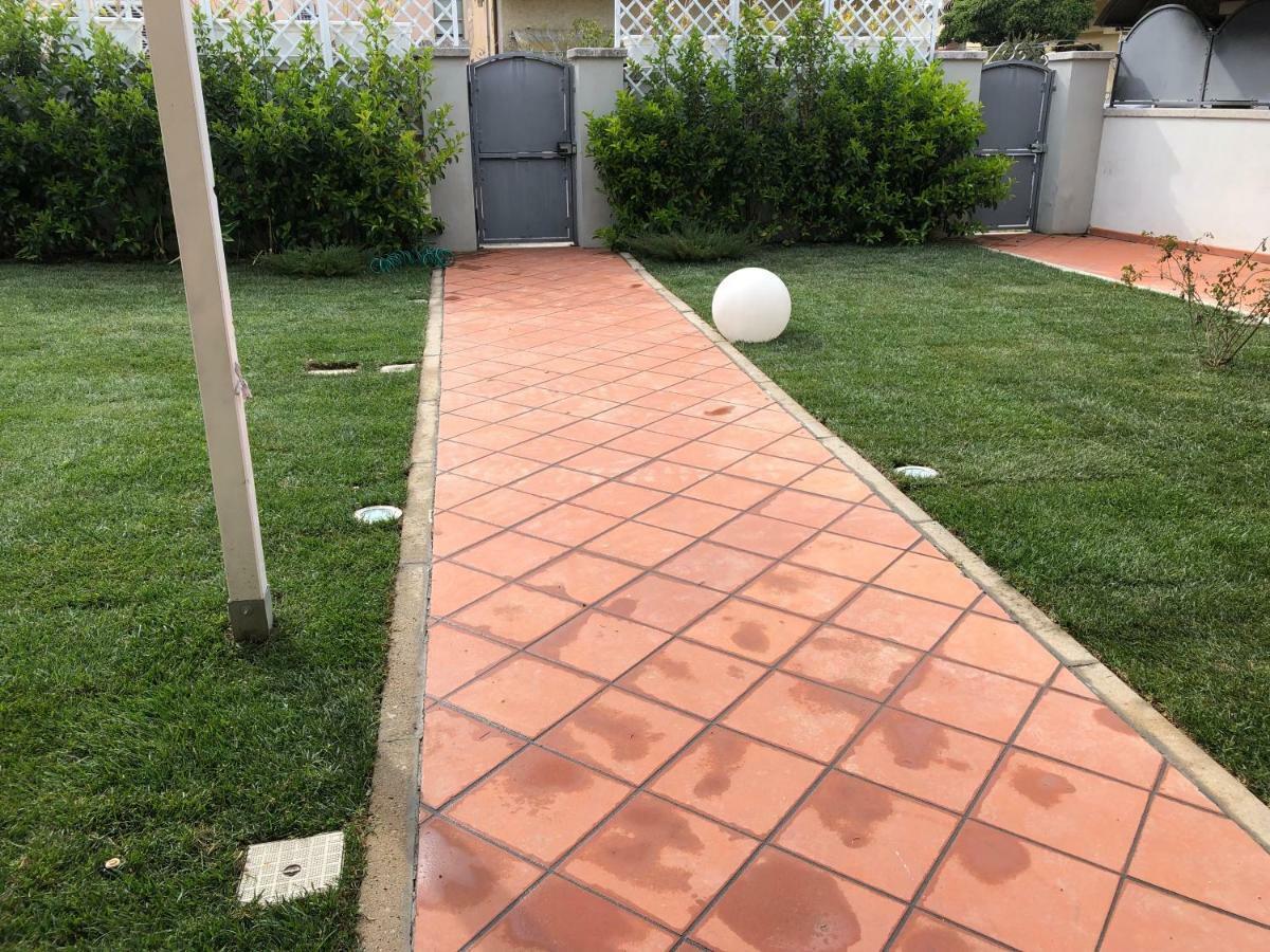 City Garden Guest House Olbia Buitenkant foto